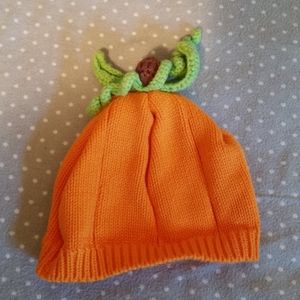 Newborn knit pumpkin hat